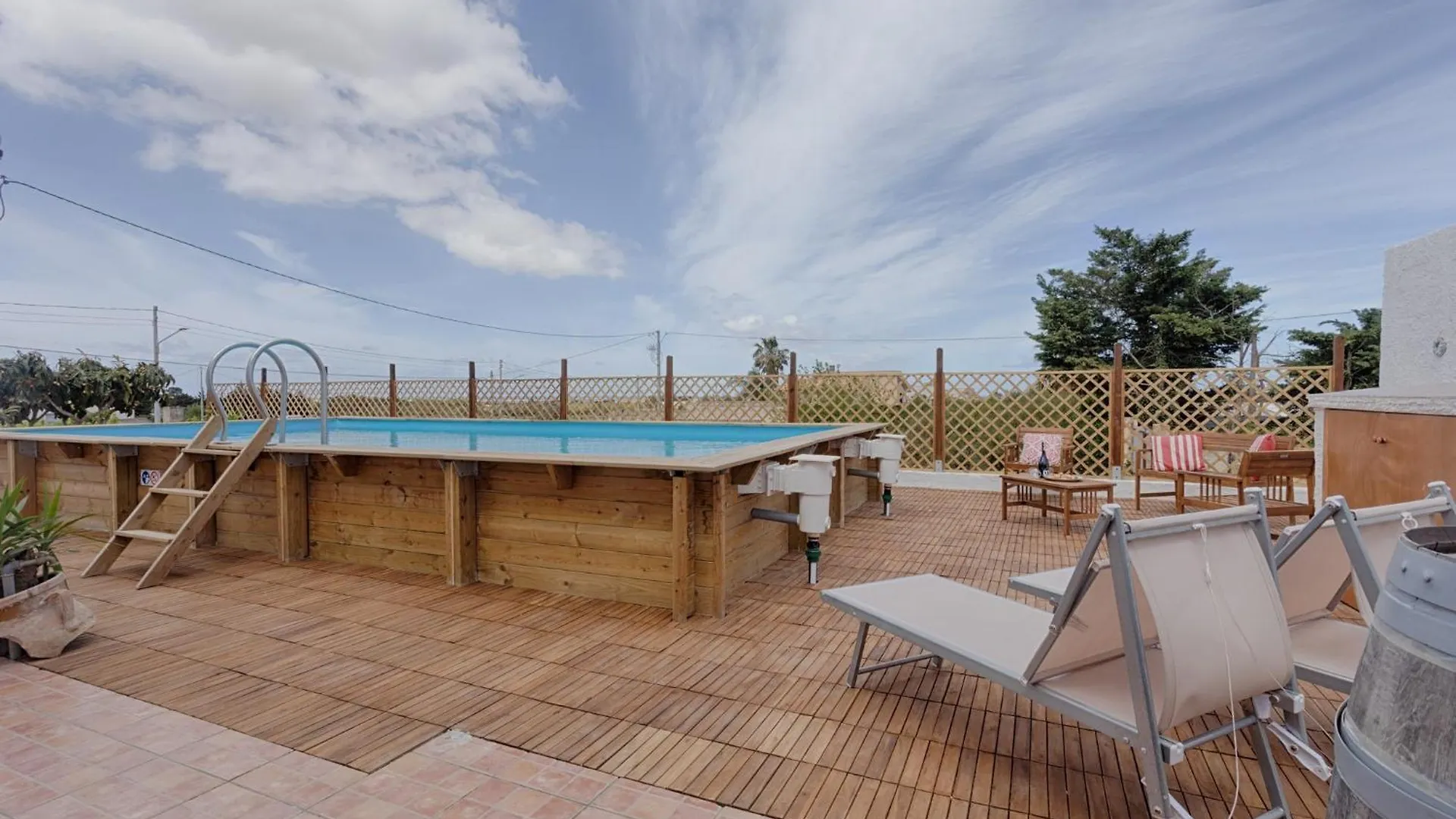 Dreamy Apartment With Veranda, Pool And Parking Rilievo
