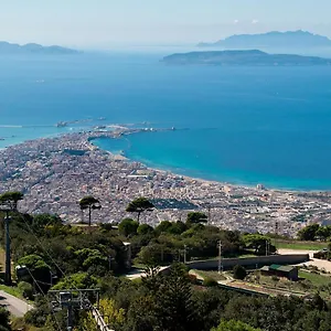 Sole, Mare E Trallallà Appartement