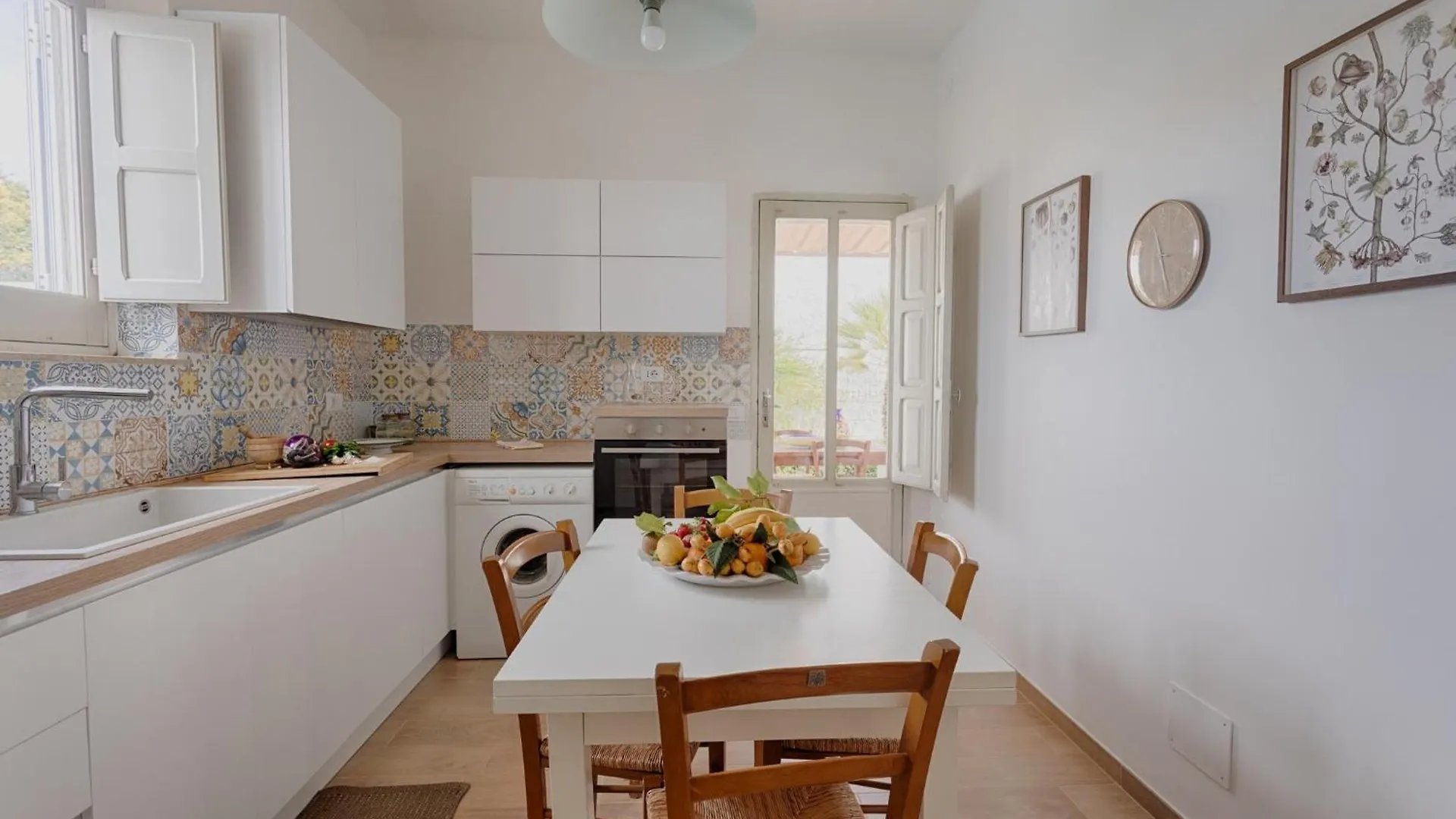 Dreamy Apartment With Veranda, Pool And Parking Rilievo 0*,