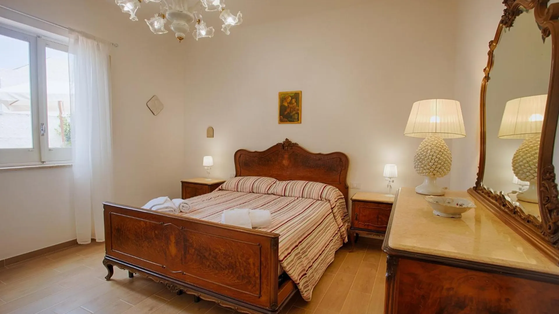 Dreamy Apartment With Veranda, Pool And Parking Rilievo
