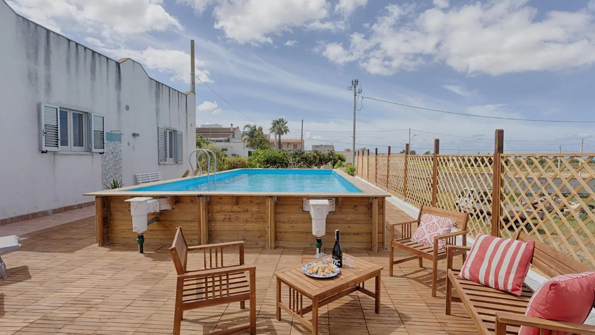 Dreamy Apartment With Veranda, Pool And Parking Rilievo Italy