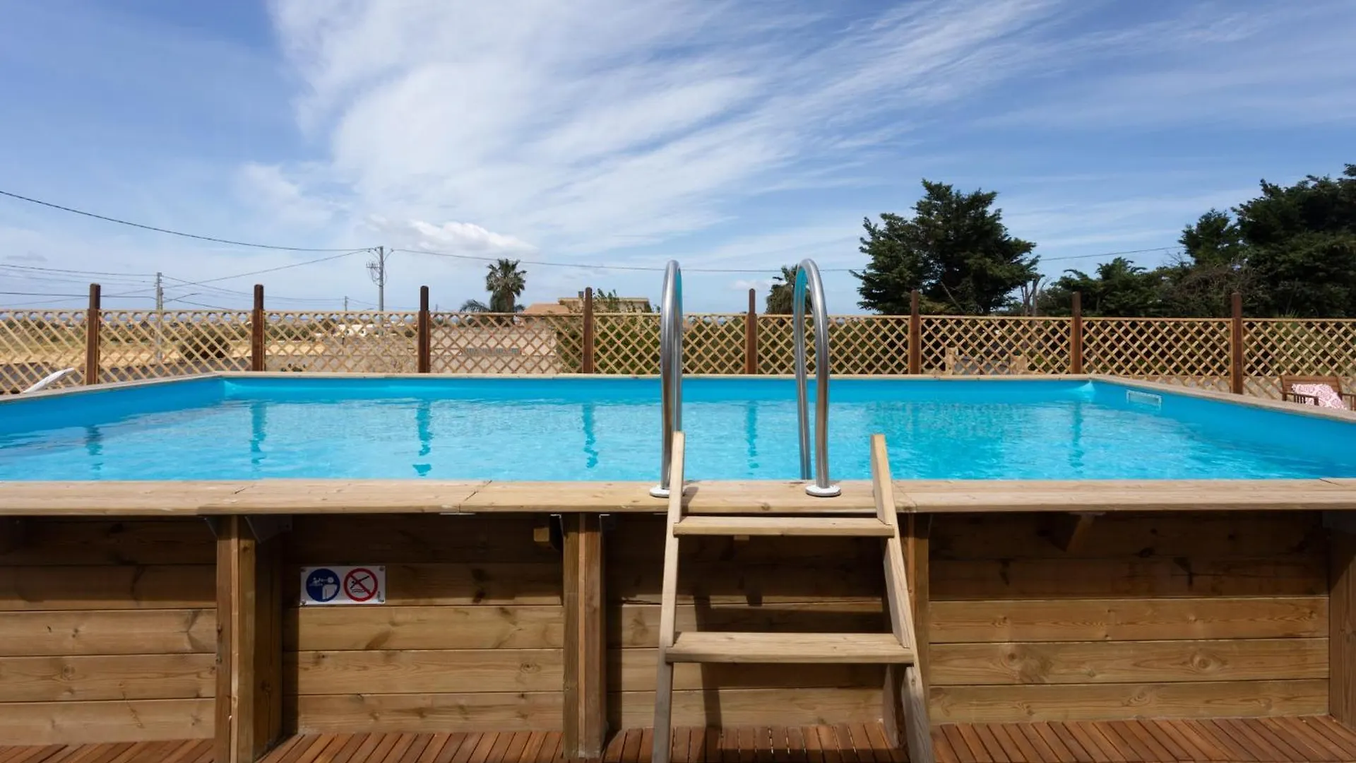 Dreamy Apartment With Veranda, Pool And Parking Rilievo