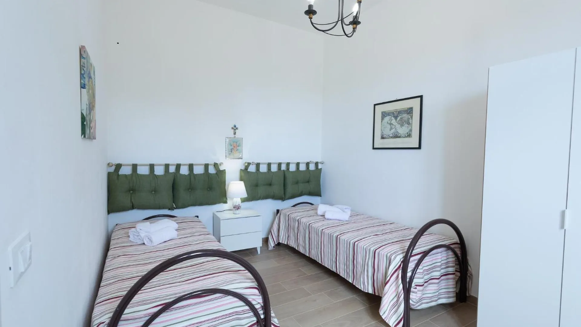 Dreamy Apartment With Veranda, Pool And Parking Rilievo