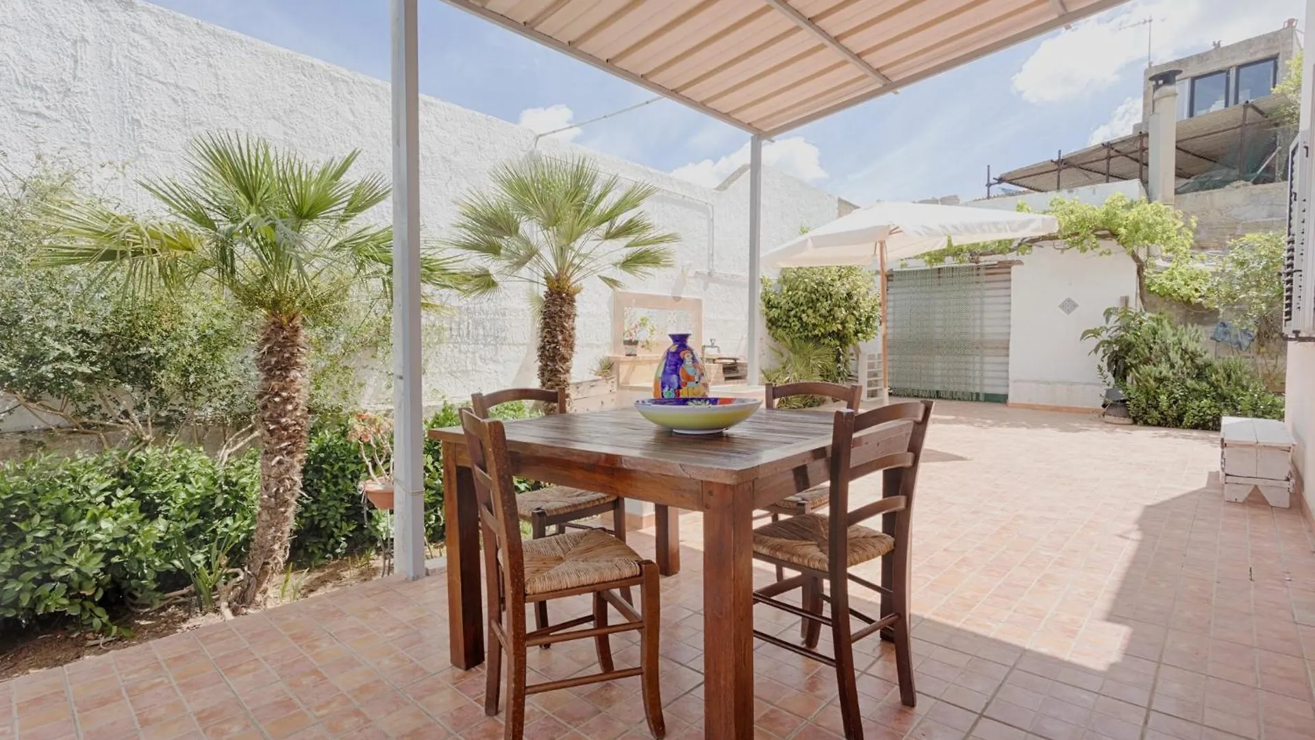 Dreamy Apartment With Veranda, Pool And Parking Rilievo